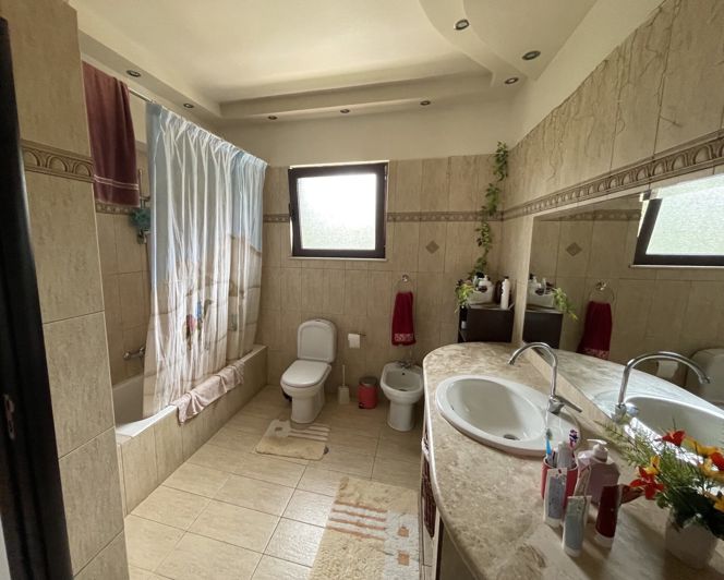 Image No.15-5 Bed Villa for sale