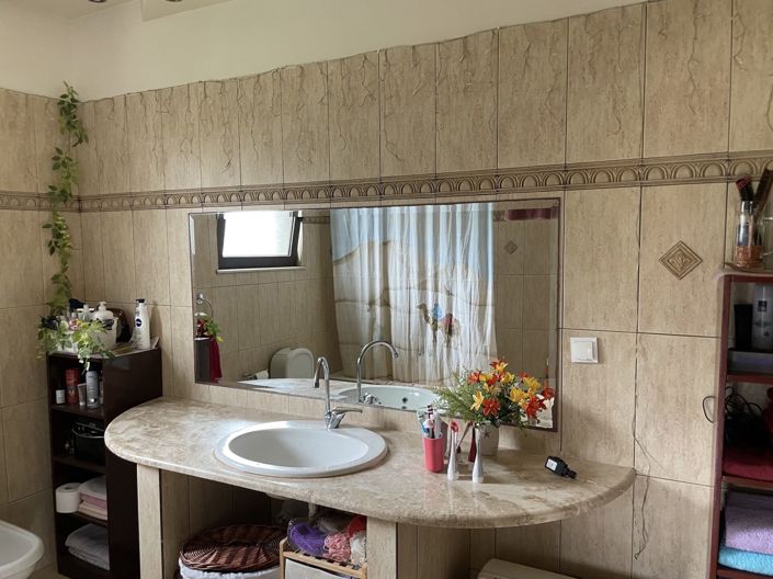 Image No.16-5 Bed Villa for sale