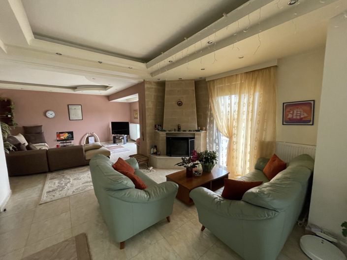 Image No.8-5 Bed Villa for sale