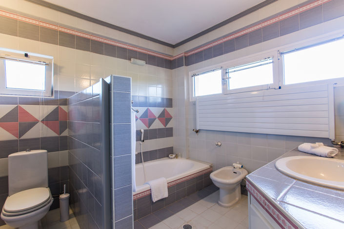 Image No.16-5 Bed Villa for sale