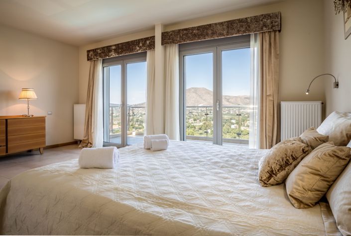 Image No.14-7 Bed Villa for sale