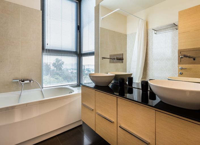 Image No.17-7 Bed Villa for sale