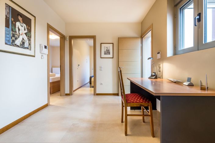 Image No.18-7 Bed Villa for sale