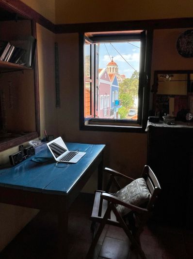 Image No.12-6 Bed Townhouse for sale