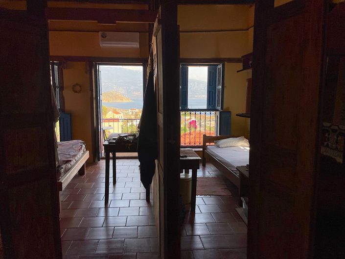 Image No.17-6 Bed Townhouse for sale