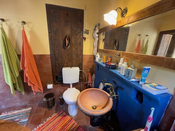 Image No.19-6 Bed Townhouse for sale