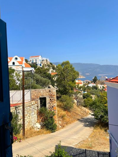 Image No.22-6 Bed Townhouse for sale