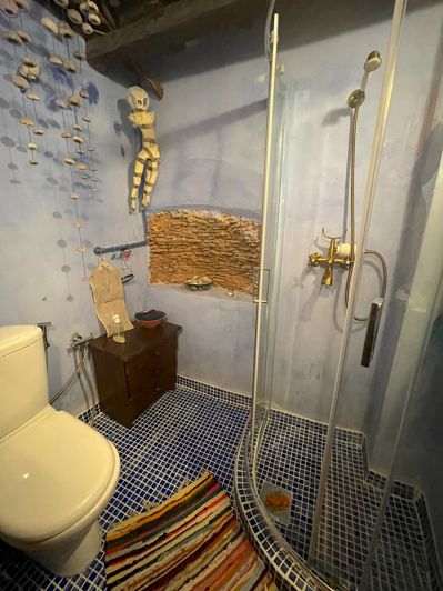 Image No.26-6 Bed Townhouse for sale