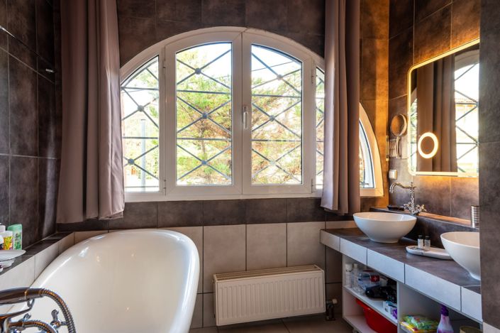 Image No.12-3 Bed Townhouse for sale