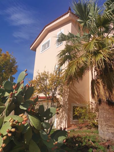 Image No.17-3 Bed Villa for sale