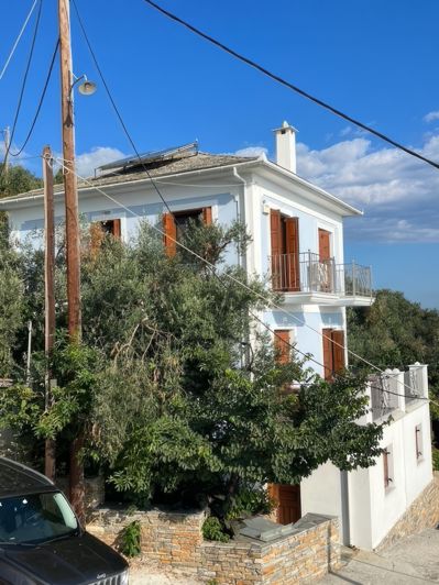 Image No.2-5 Bed Village House for sale