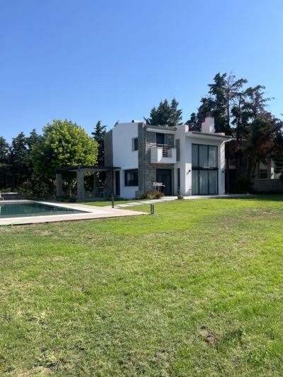 Image No.2-4 Bed Villa for sale