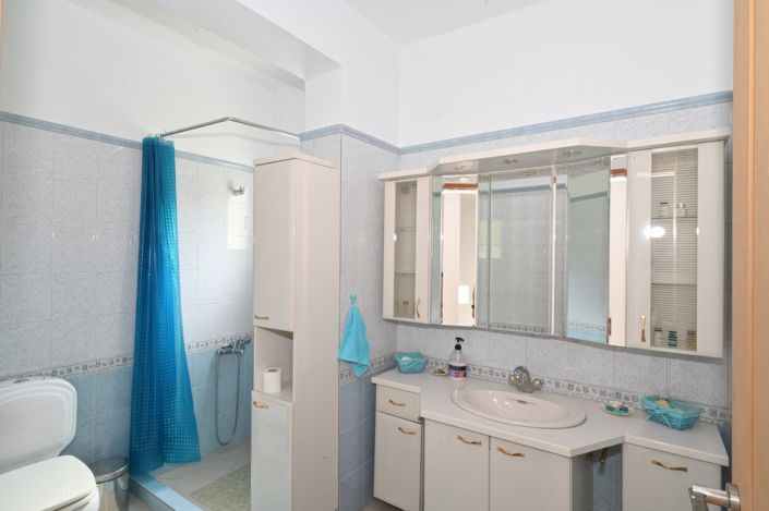 Image No.12-4 Bed Villa for sale