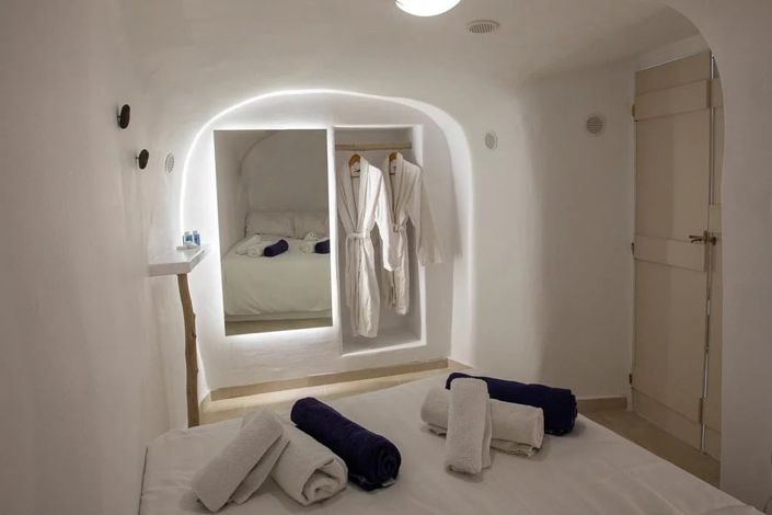 Image No.17-3 Bed Villa for sale