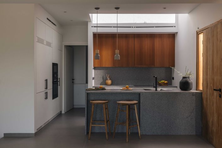 Image No.15-6 Bed Villa for sale