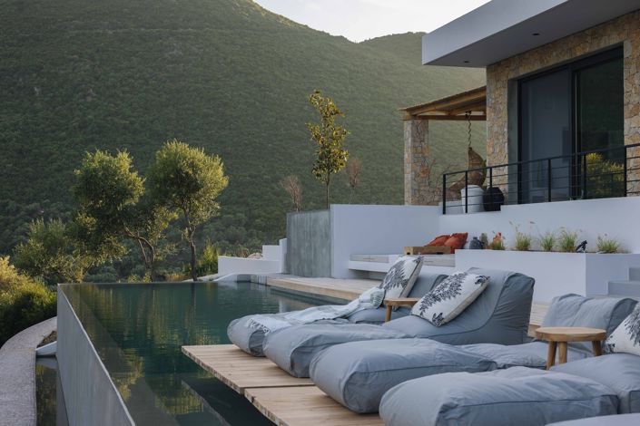 Image No.4-6 Bed Villa for sale