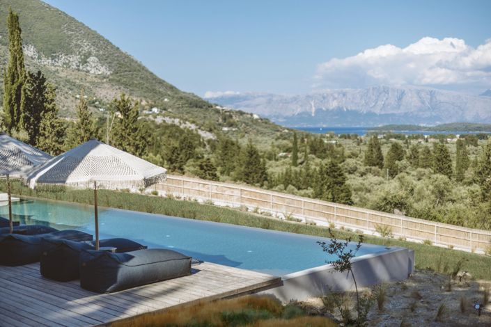 Image No.3-7 Bed Villa for sale