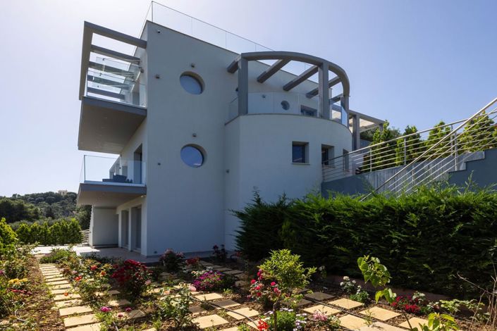 Image No.12-5 Bed Villa for sale