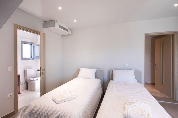 Image No.21-5 Bed Villa for sale