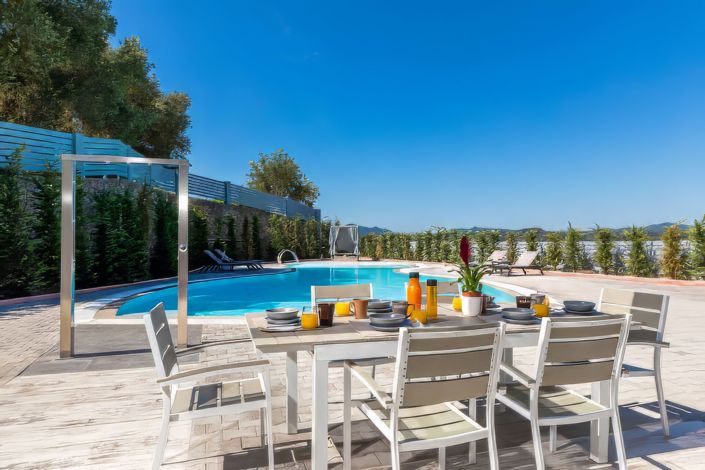 Image No.5-5 Bed Villa for sale