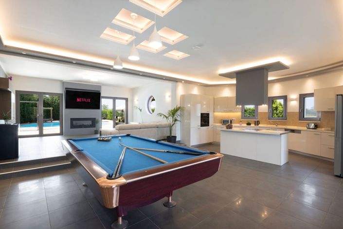 Image No.9-5 Bed Villa for sale