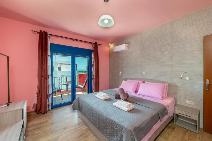 Image No.17-3 Bed Villa for sale