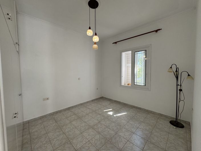 Image No.13-4 Bed Townhouse for sale