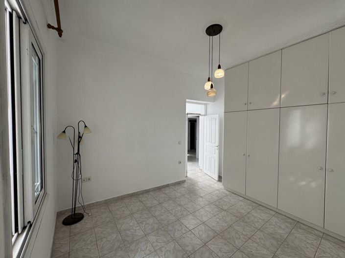 Image No.14-4 Bed Townhouse for sale