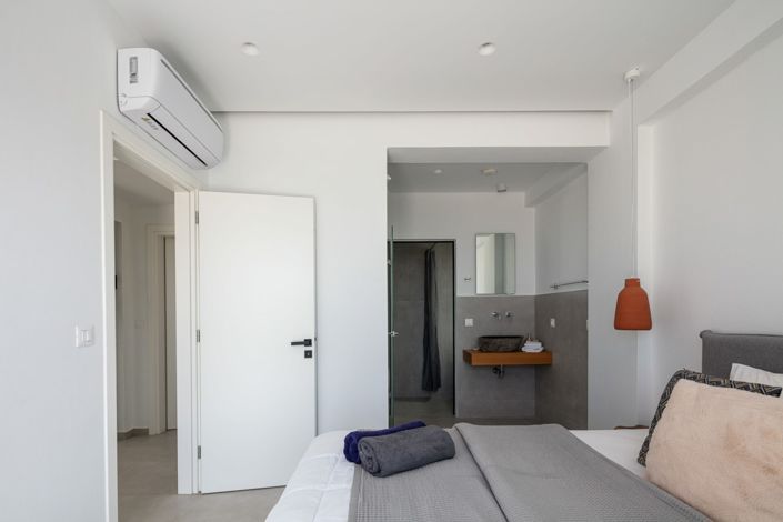 Image No.15-3 Bed Villa for sale