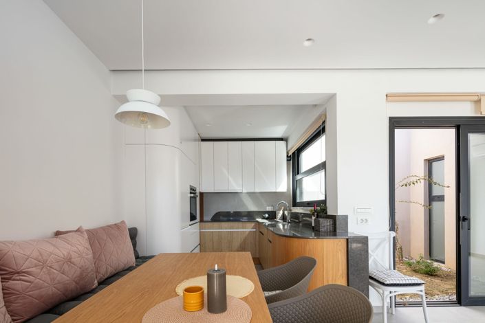 Image No.9-3 Bed Villa for sale