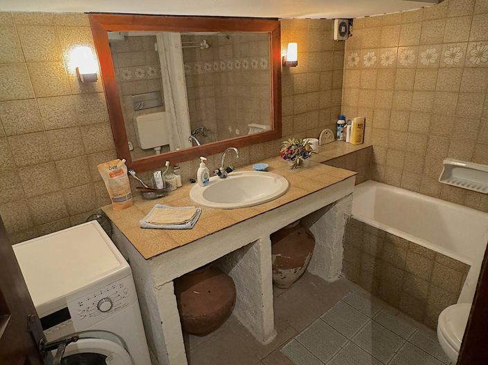 Image No.13-5 Bed Village House for sale