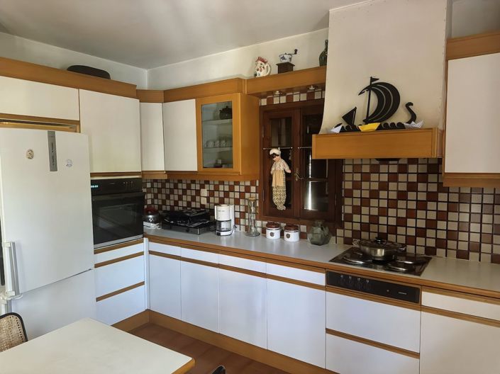 Image No.8-5 Bed Village House for sale