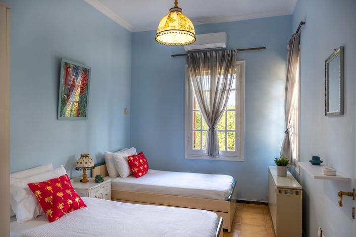 Image No.10-4 Bed Villa for sale