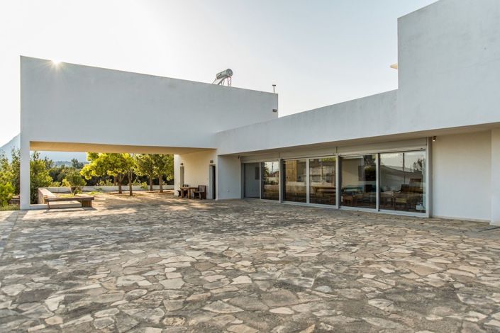 Image No.25-4 Bed Villa for sale