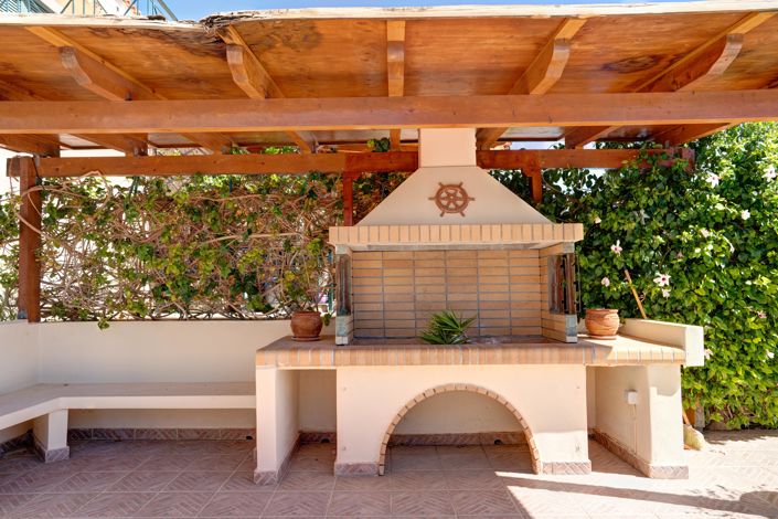 Image No.20-5 Bed Villa for sale