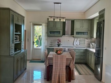 elxis-at-home-in-greecevillamaistro9