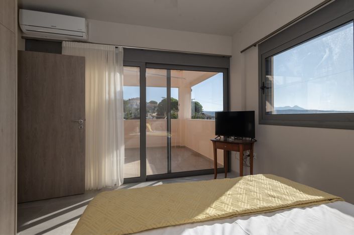 Image No.4-4 Bed Villa for sale