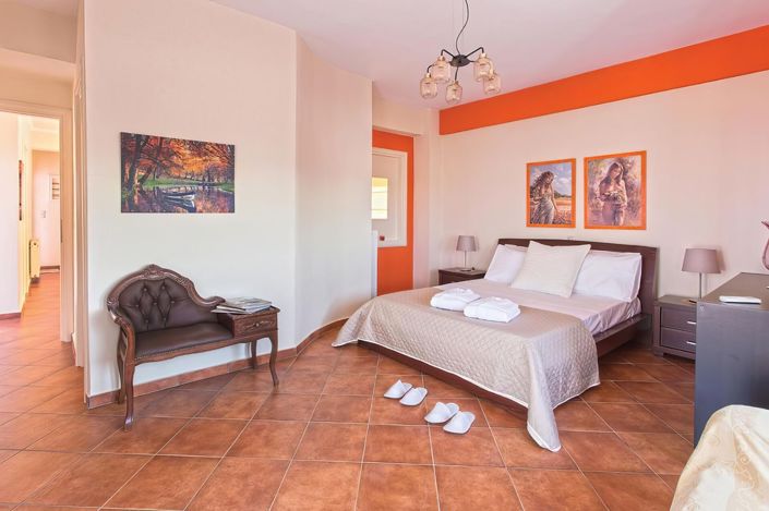 Image No.17-4 Bed Villa for sale