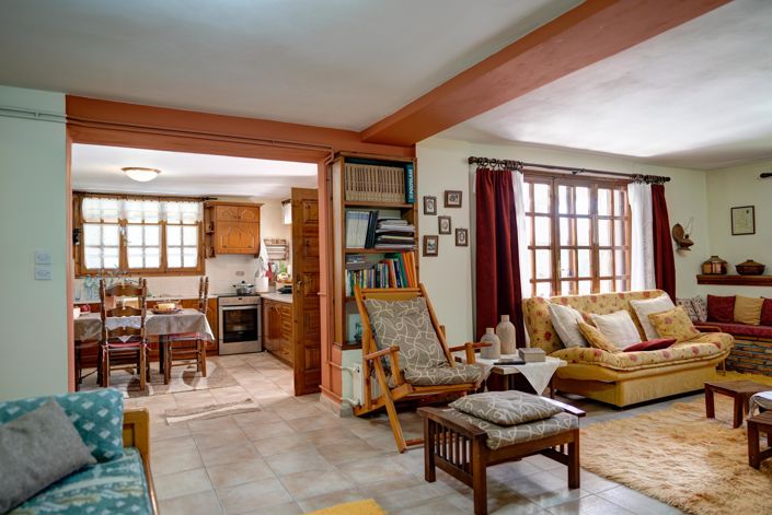 Image No.10-5 Bed Village House for sale