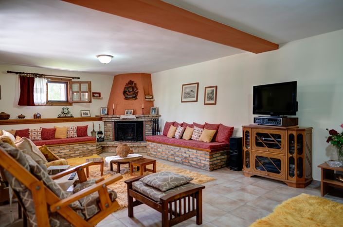 Image No.11-5 Bed Village House for sale