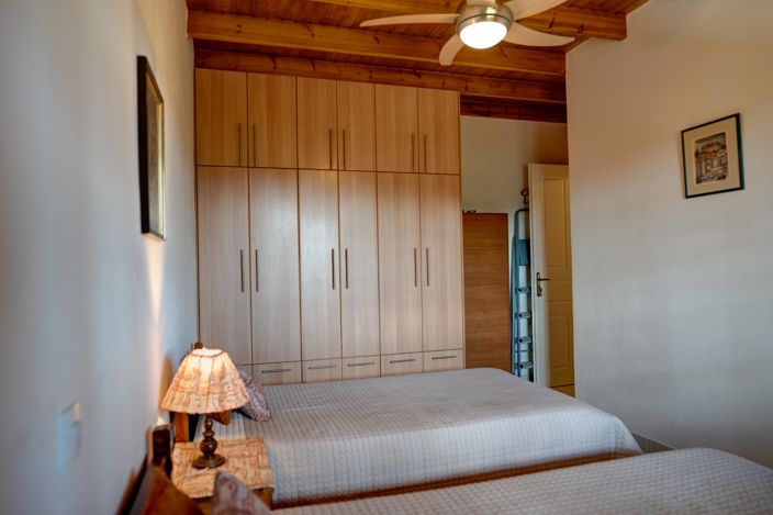 Image No.14-5 Bed Village House for sale