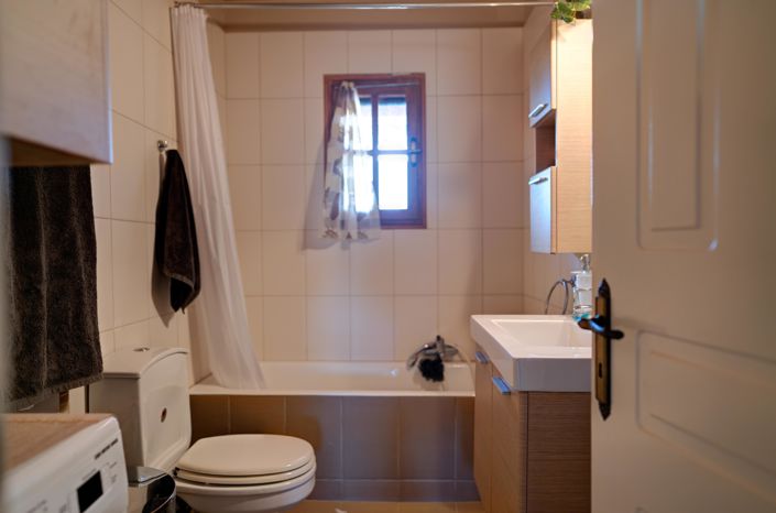 Image No.18-5 Bed Village House for sale