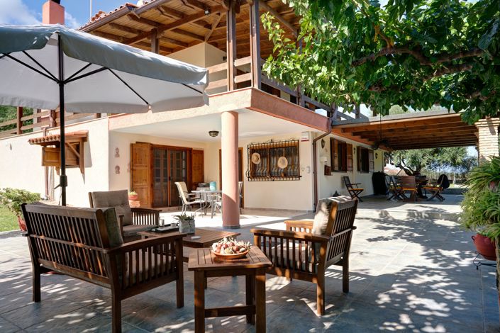 Image No.2-5 Bed Village House for sale