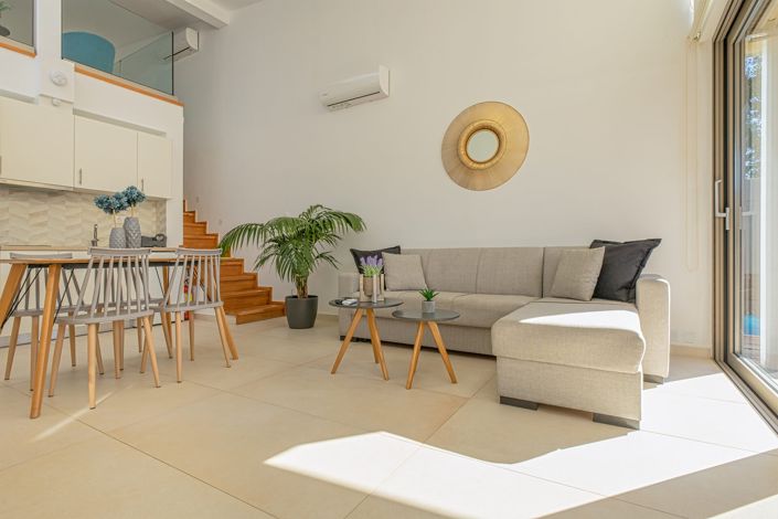 Image No.18-7 Bed Villa for sale