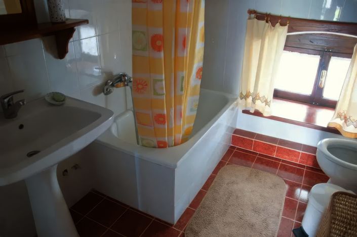 Image No.11-4 Bed Villa for sale