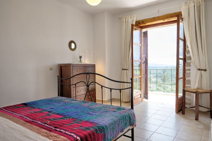 Image No.15-2 Bed Village House for sale