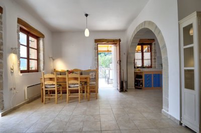 elxis-at-home-in-greecepastoral-home-paidocho
