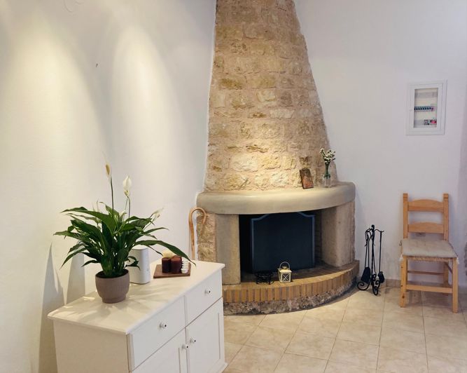 Image No.7-2 Bed Village House for sale