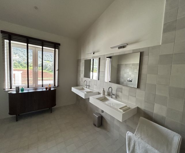 Image No.13-2 Bed Villa for sale