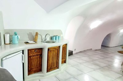 elxis-at-home-in-greecethecycladiccellar14
